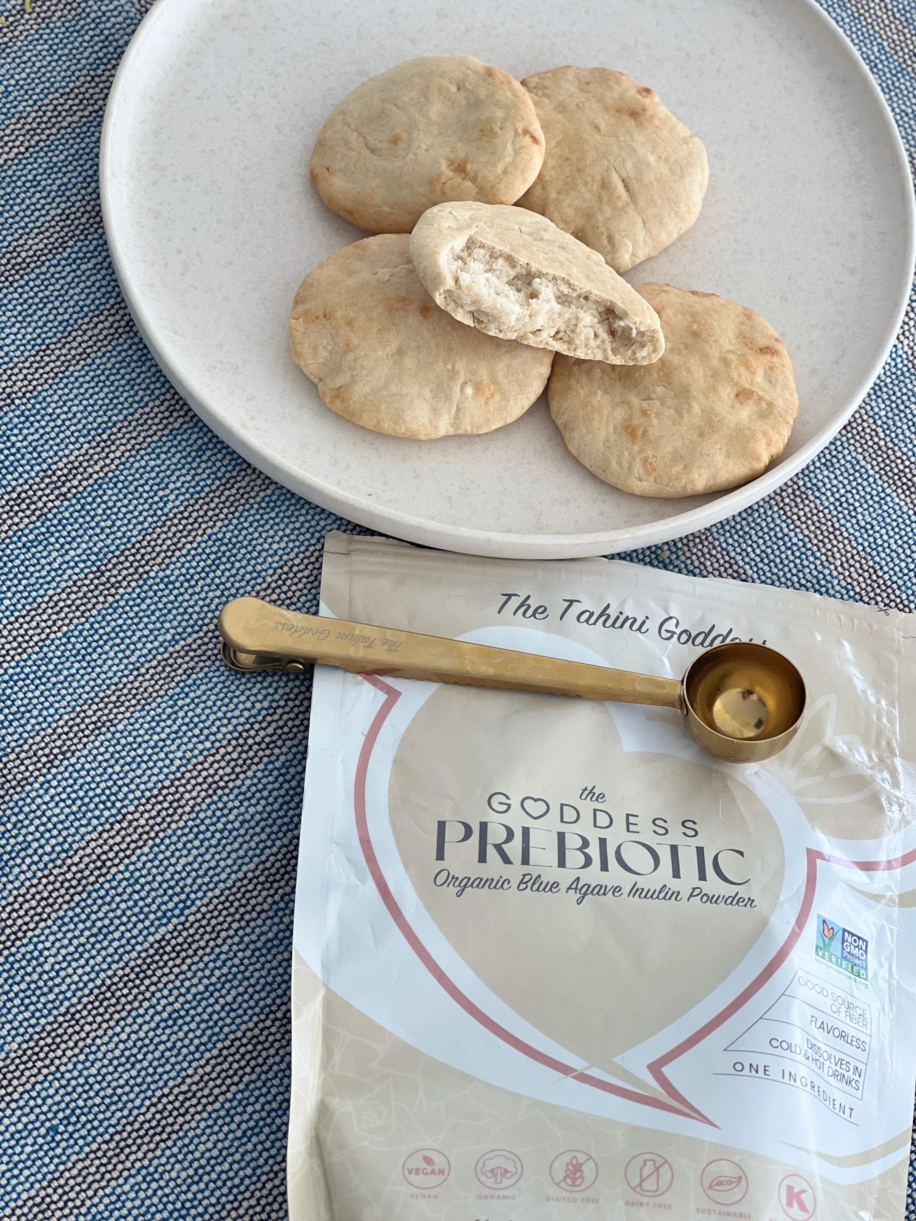 3-Ingredient Vegan High-Fiber Pita Bread with Goddess Prebiotic